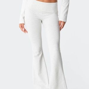 Edikted Naomi Flared Leggings